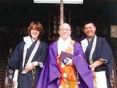 四国霊場第76番札所金倉寺のご住職のもとで、得度式を行いました。
