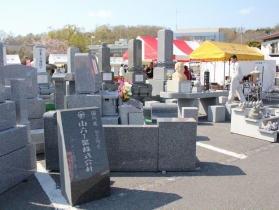 これまで計24回に渡って開催されてきた桜川市大和の石まつり。飯島社長は石まつりの実行委員長も務められています。